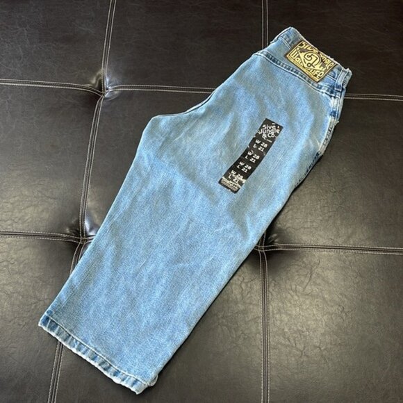 5ive Jungle & Co Women's Jean Shorts (14) - Picture 10 of 10